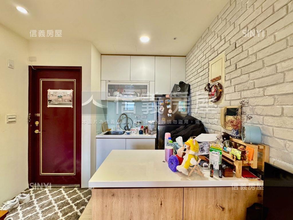 府中耀眼裝潢高樓有陽台房屋室內格局與周邊環境