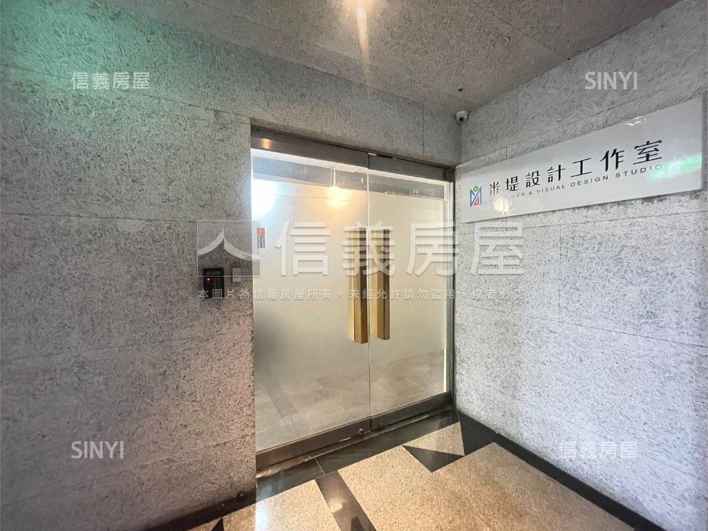 ★華爾街企業捷運商辦平車房屋室內格局與周邊環境