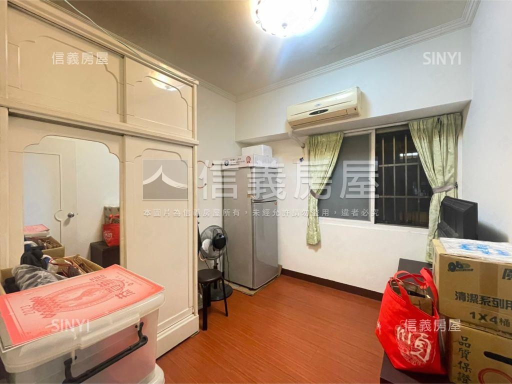 捷運沿線龍觀天下四房車位房屋室內格局與周邊環境