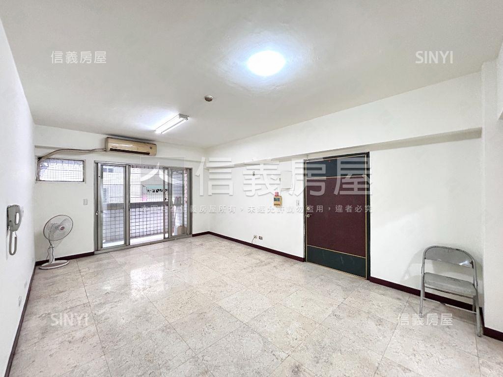 正公益路｜大四房平面車位房屋室內格局與周邊環境