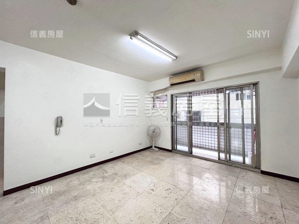 正公益路｜大四房平面車位房屋室內格局與周邊環境