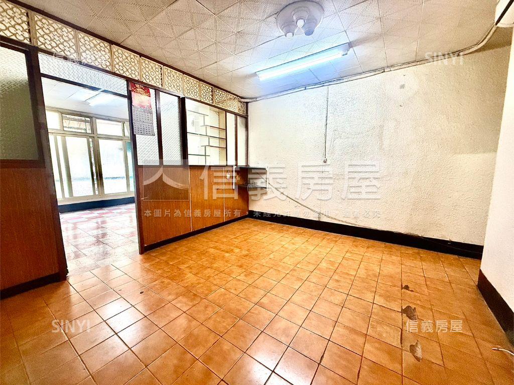 萬大美寓近捷運二樓房屋室內格局與周邊環境