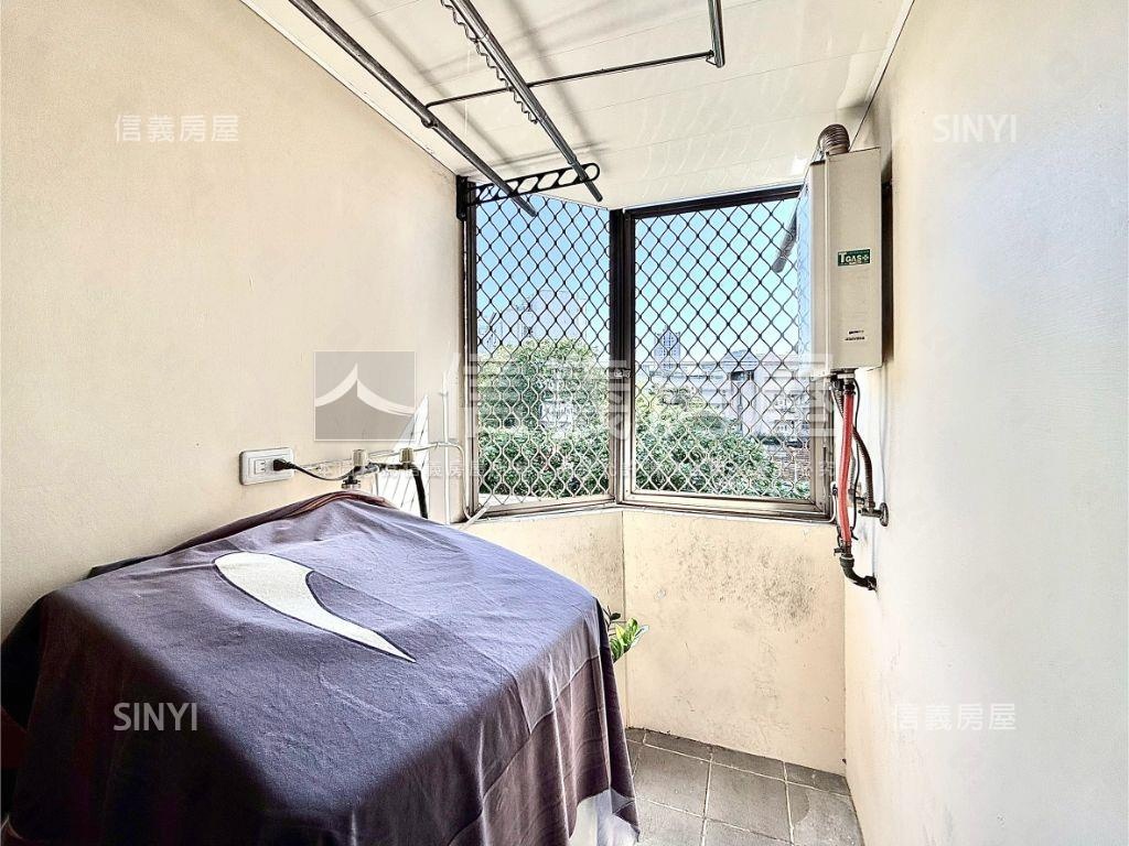 松竹站雙鐵共構採光三房房屋室內格局與周邊環境