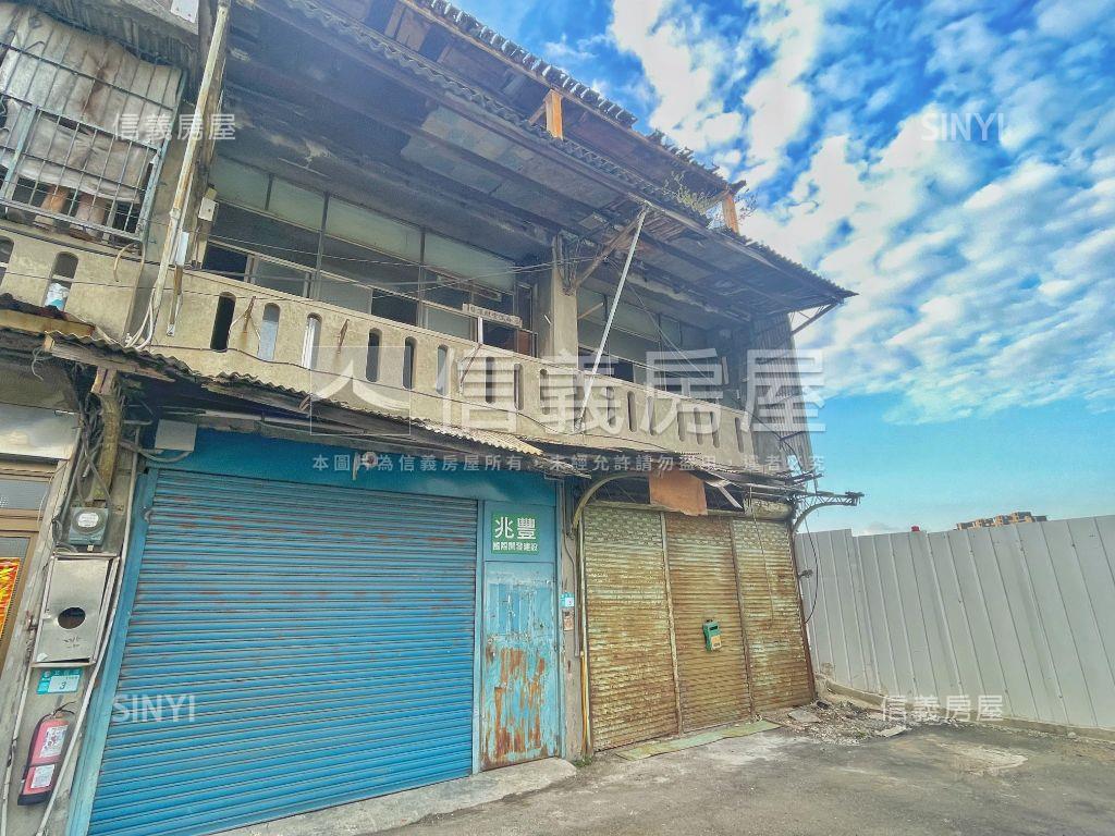 泰山透天ＡＢ房屋室內格局與周邊環境