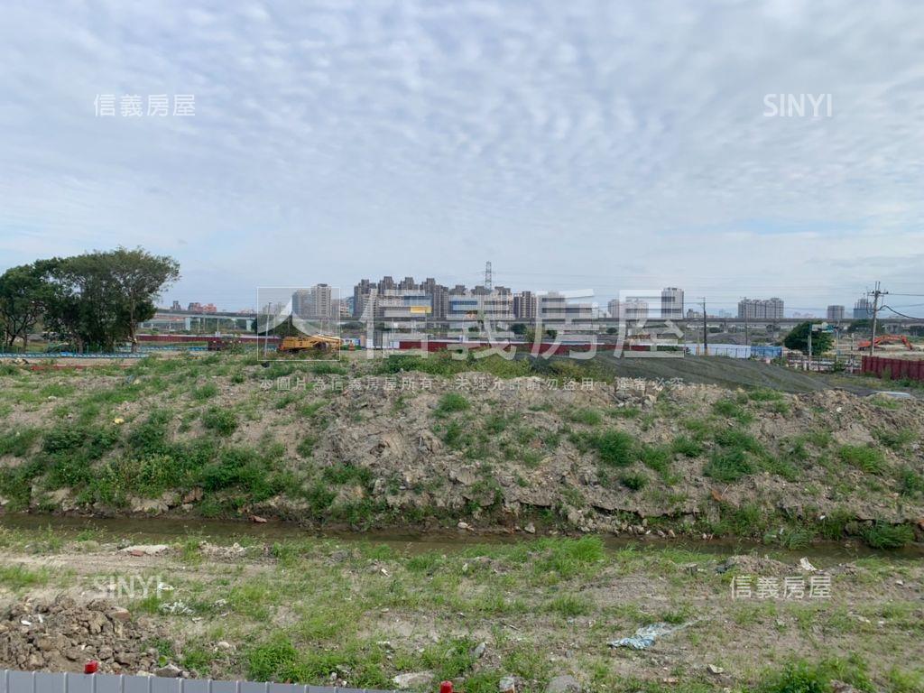 泰山透天ＡＢ房屋室內格局與周邊環境