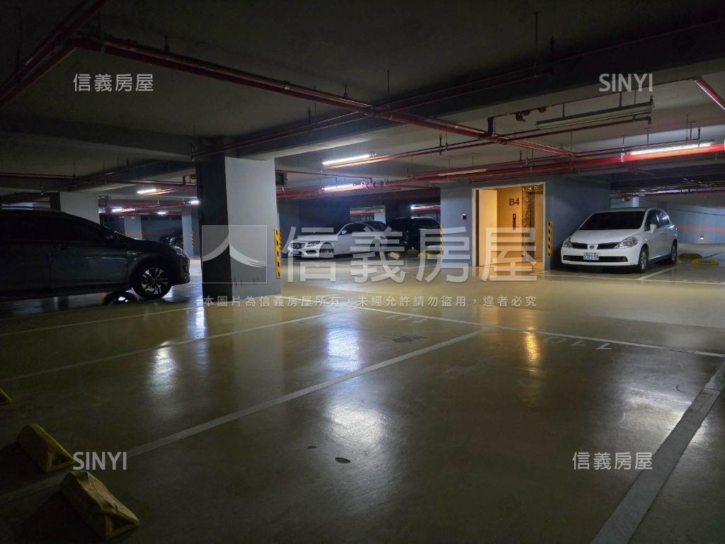 首泰高樓大戶房屋室內格局與周邊環境