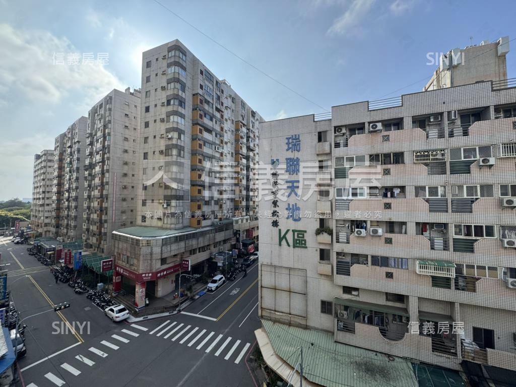 稀有陽台採光套房房屋室內格局與周邊環境