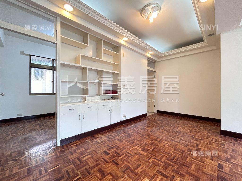 新店中正路活巷三房美公寓房屋室內格局與周邊環境