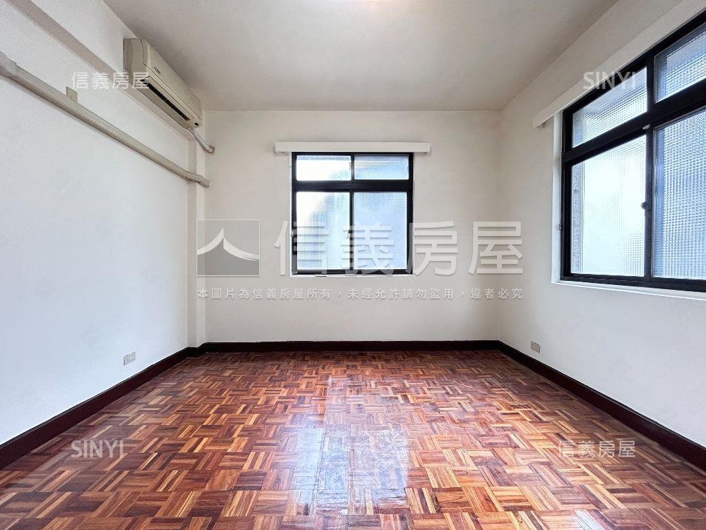 新店中正路活巷三房美公寓房屋室內格局與周邊環境