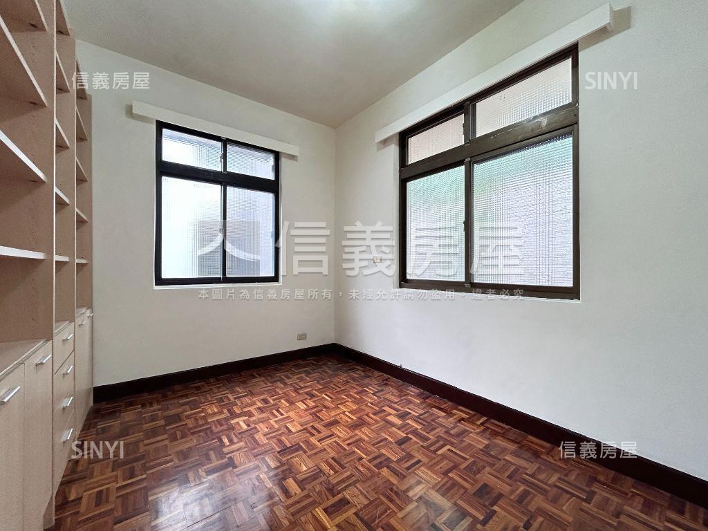 新店中正路活巷三房美公寓房屋室內格局與周邊環境