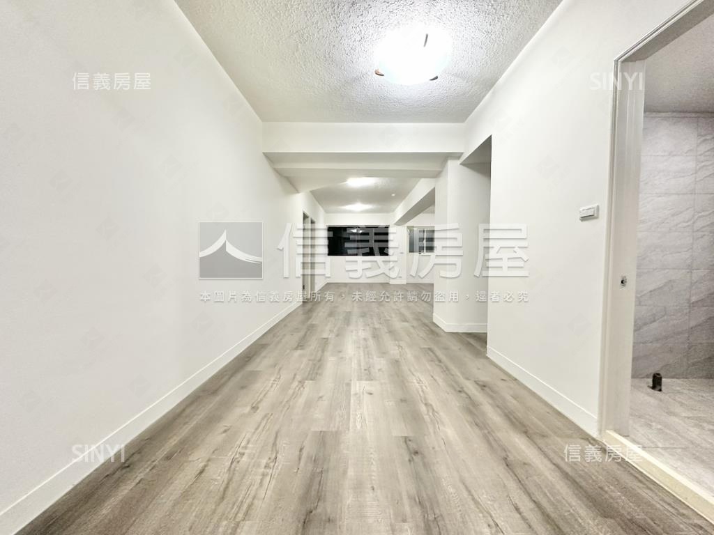 休閒大樓一樓房屋室內格局與周邊環境