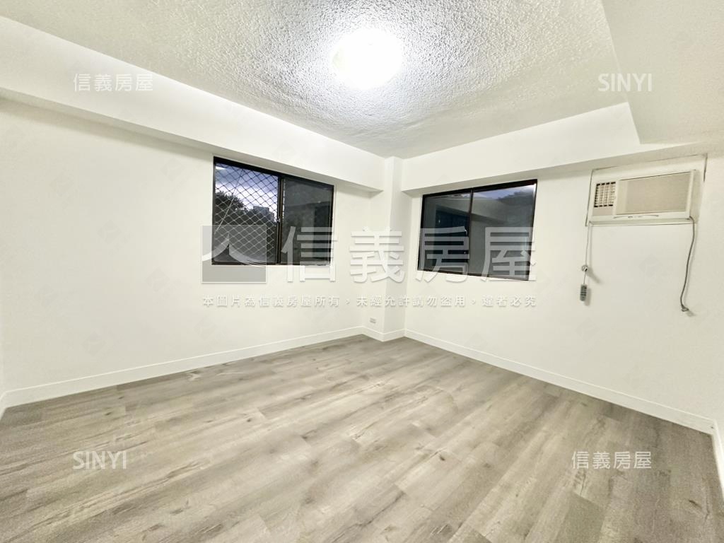 休閒大樓一樓房屋室內格局與周邊環境