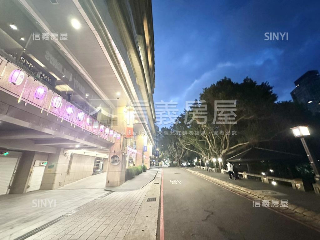 休閒大樓一樓房屋室內格局與周邊環境