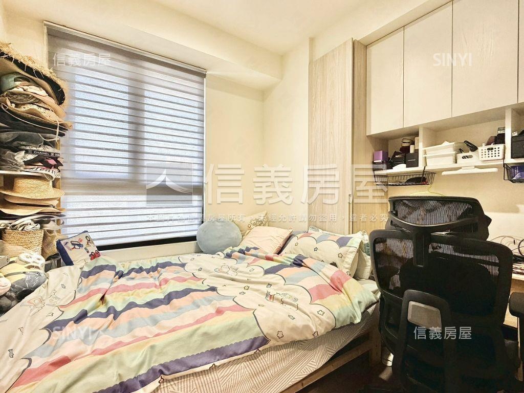 鼎泰鑫鴻精美３房開闊視野房屋室內格局與周邊環境