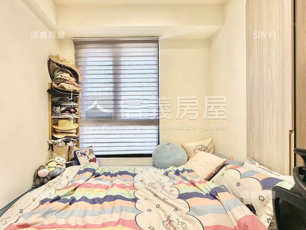 鼎泰鑫鴻精美３房開闊視野房屋室內格局與周邊環境