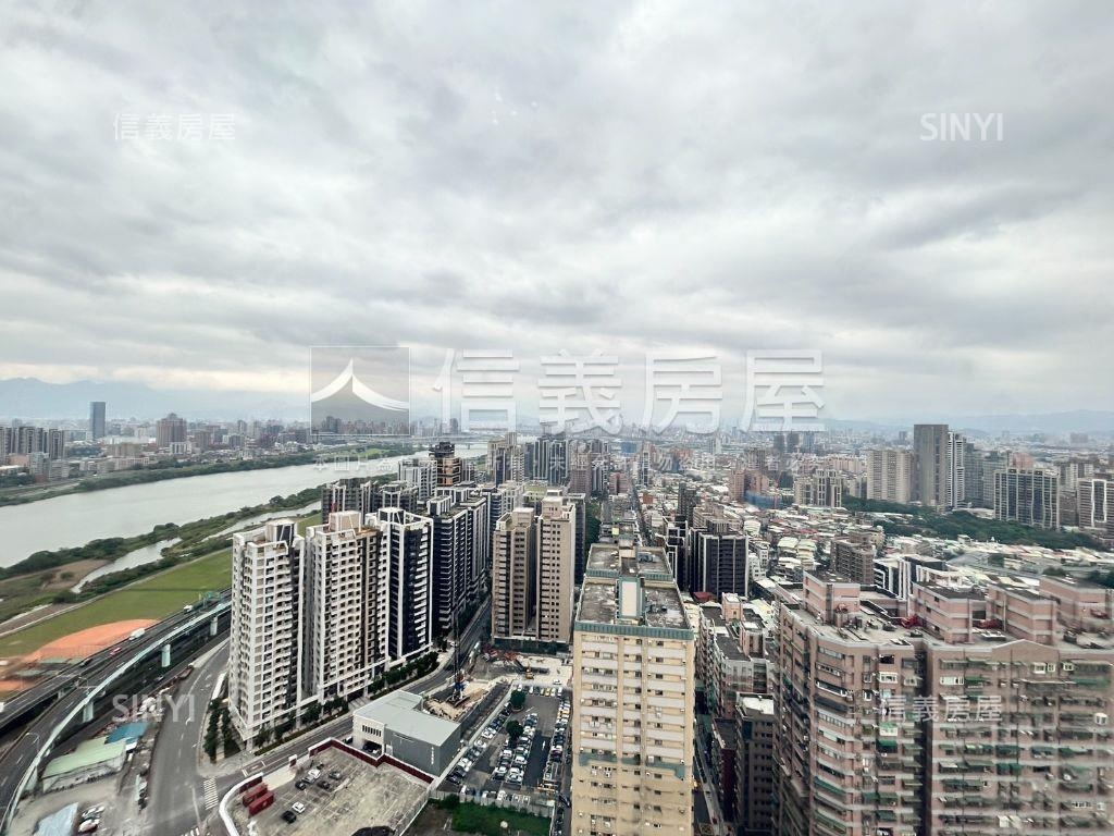 巨蛋精品景觀高樓質感宅房屋室內格局與周邊環境