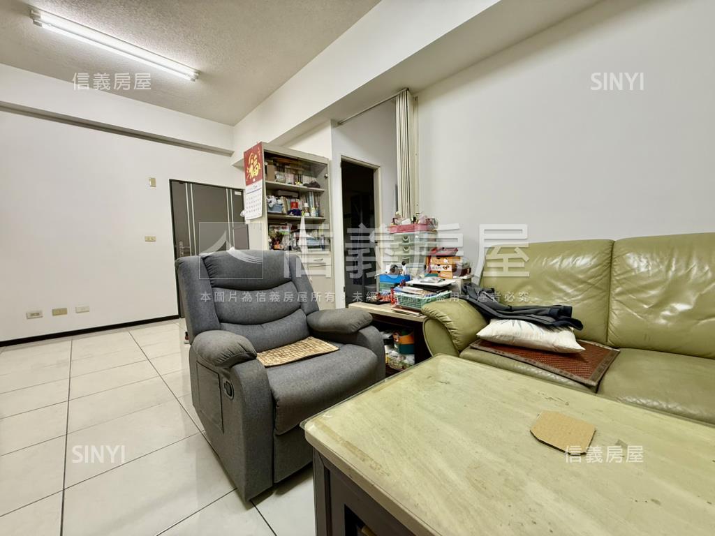 站前ＣＡＳＡ質感美宅房屋室內格局與周邊環境