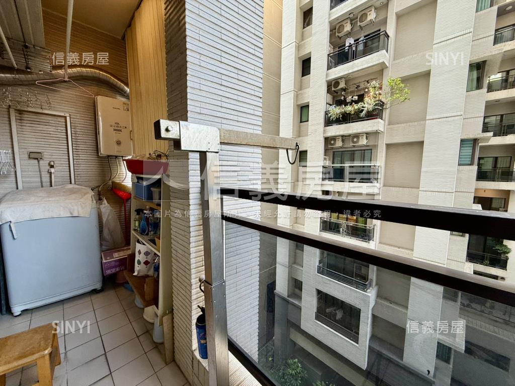 站前ＣＡＳＡ質感美宅房屋室內格局與周邊環境