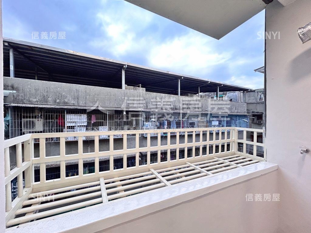 全新的萬安低總公寓房屋室內格局與周邊環境