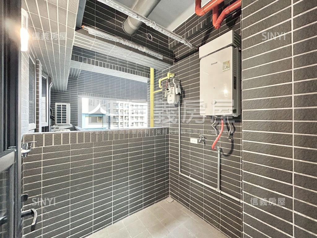 椰林閱建築外棟美三房房屋室內格局與周邊環境