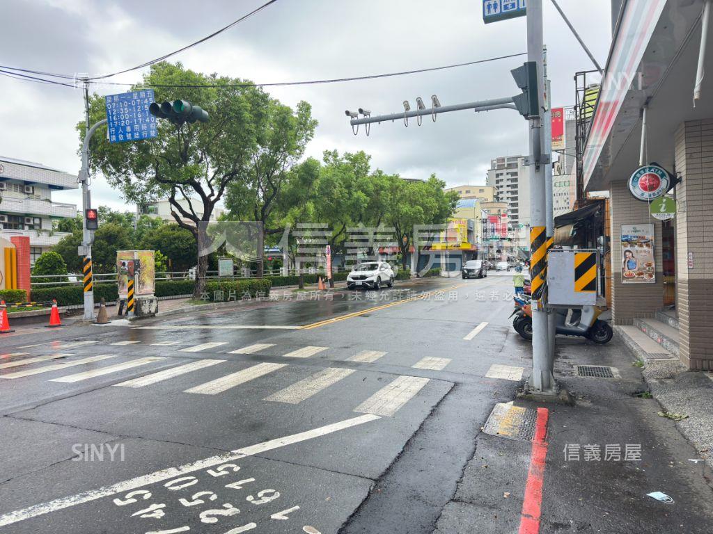 崑山國小旁臨路金店住！！房屋室內格局與周邊環境
