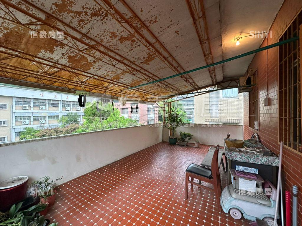 景華公園綠地學區好屋房屋室內格局與周邊環境