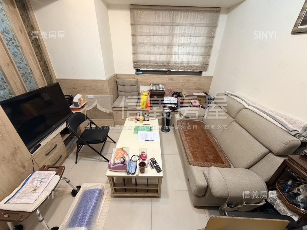 上閤築１房１廳稀有釋出房屋室內格局與周邊環境