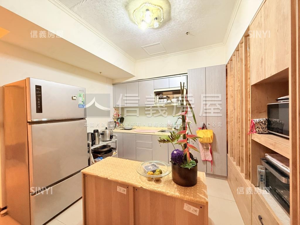 上閤築１房１廳稀有釋出房屋室內格局與周邊環境