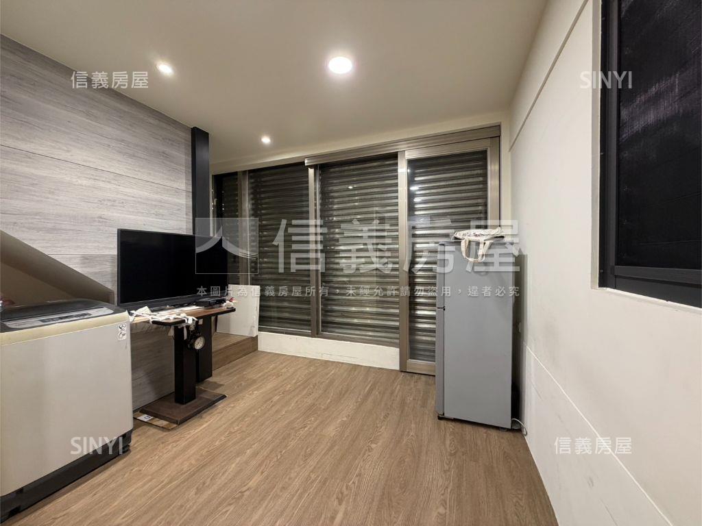 東帝士邊間壹樓房屋室內格局與周邊環境