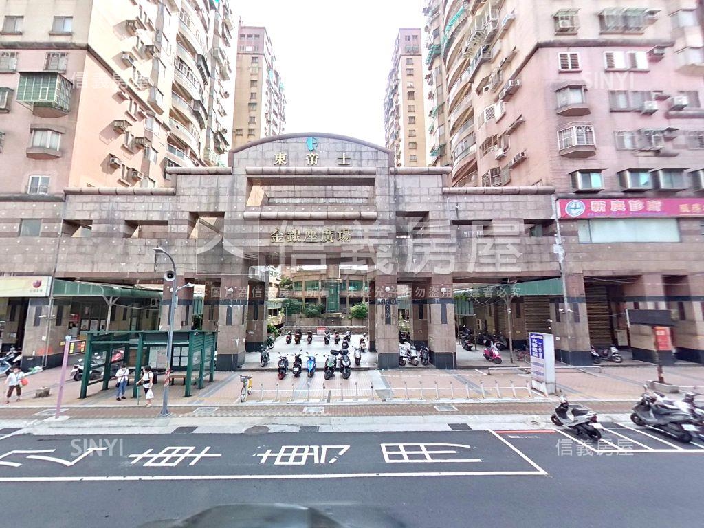 東帝士邊間壹樓房屋室內格局與周邊環境