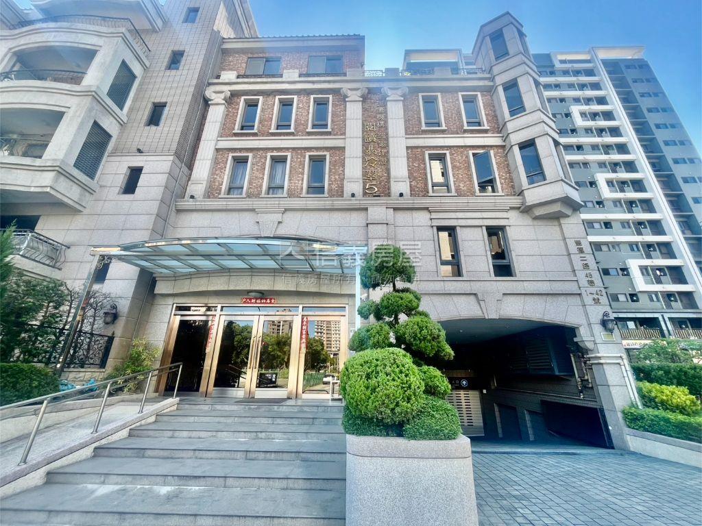 閱讀翡冷翠尊邸別墅房屋室內格局與周邊環境