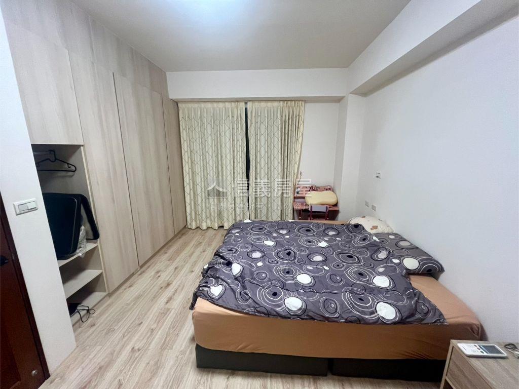 閱讀翡冷翠尊邸別墅房屋室內格局與周邊環境
