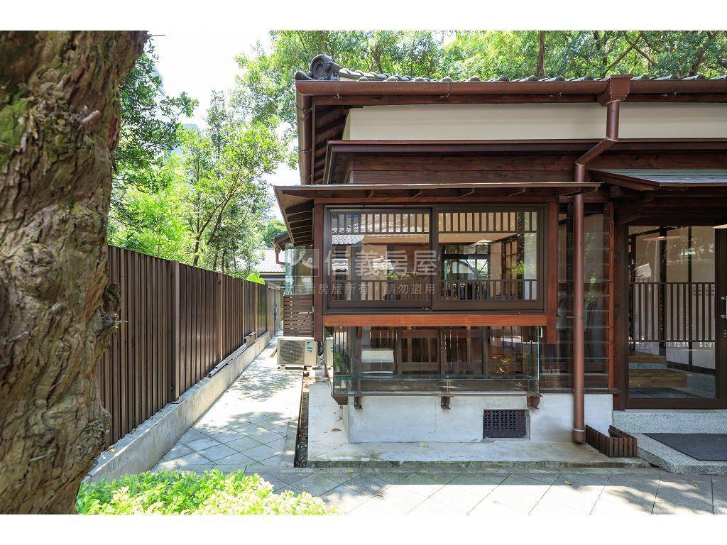 海關靜巷三房公寓一樓房屋室內格局與周邊環境