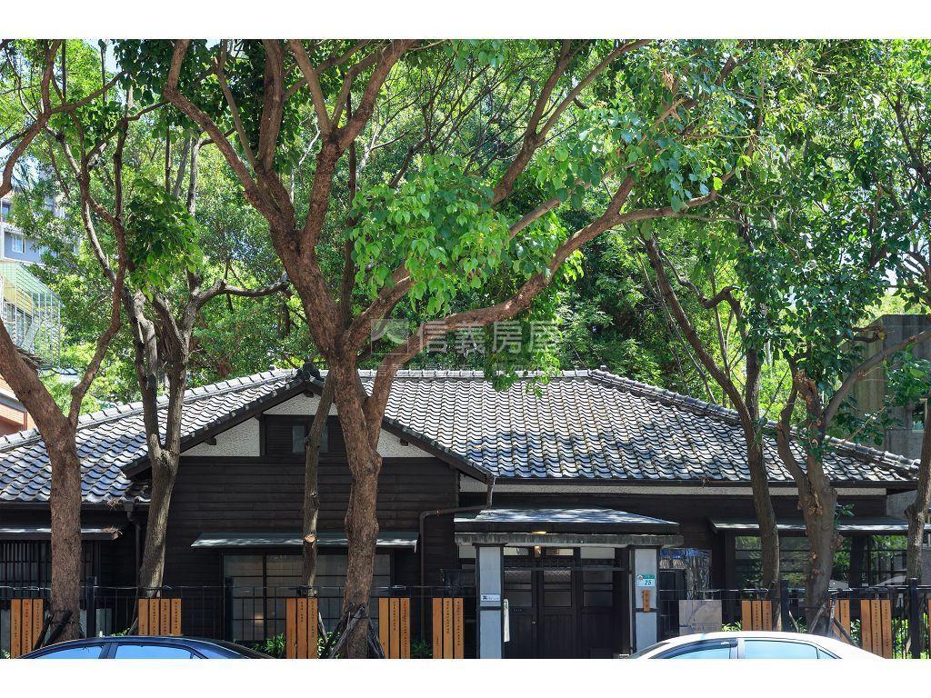 海關靜巷三房公寓一樓房屋室內格局與周邊環境