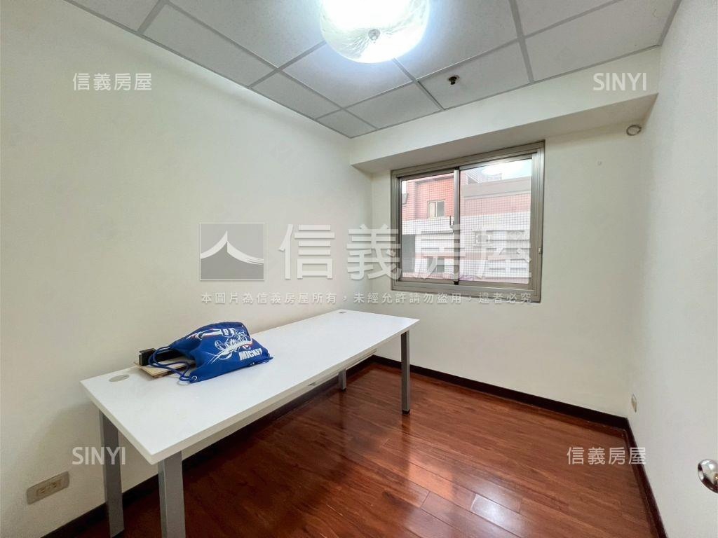 海天★高樓層視野戶附車位房屋室內格局與周邊環境