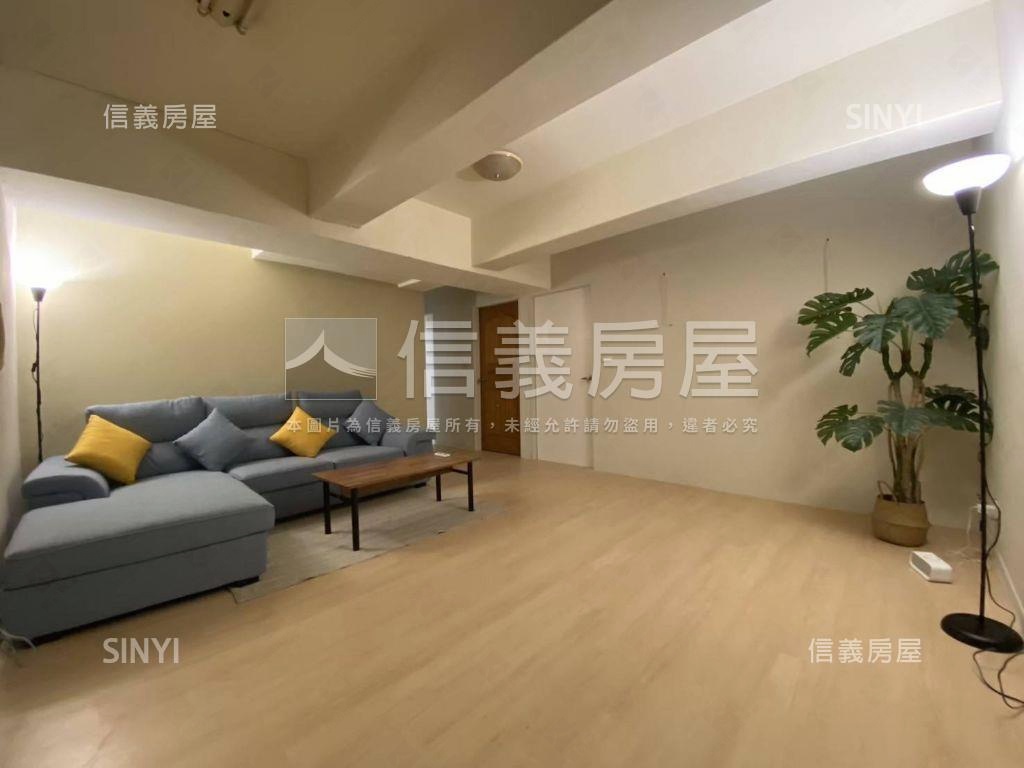 新板精裝大坪數雙車位房屋室內格局與周邊環境