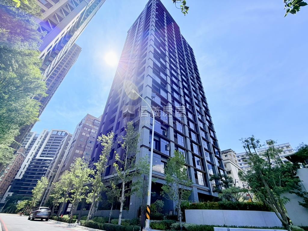 ５星精品新美齊面河景房屋室內格局與周邊環境