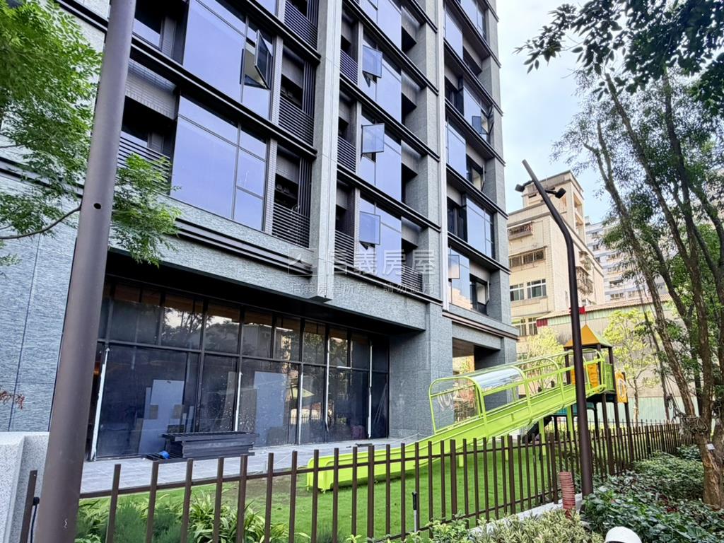 ５星精品新美齊面河景房屋室內格局與周邊環境