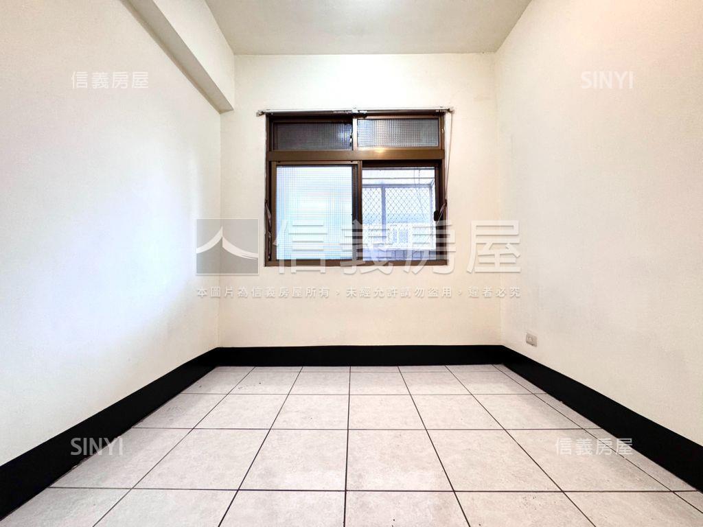 正文心南路低總價三房房屋室內格局與周邊環境