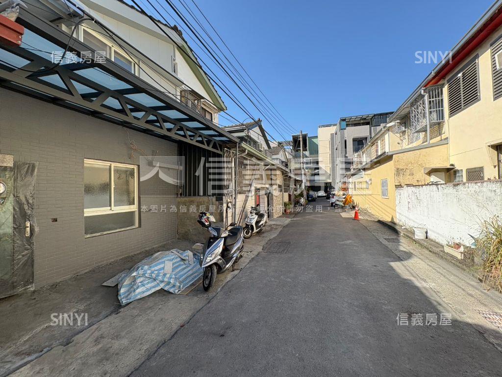 【俗】近８０３臨活路透天房屋室內格局與周邊環境