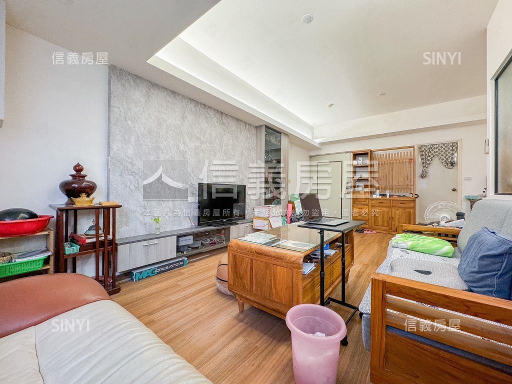 崇倫學區裝潢電梯兩房房屋室內格局與周邊環境