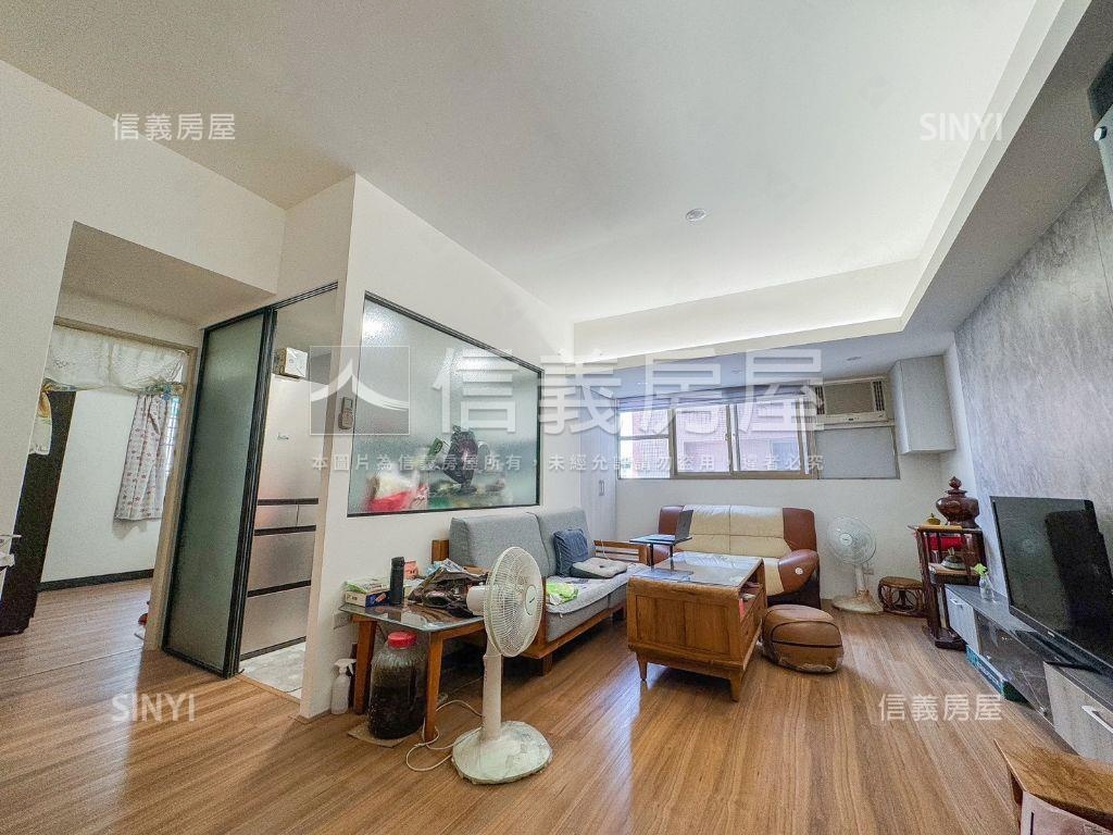 崇倫學區裝潢電梯兩房房屋室內格局與周邊環境