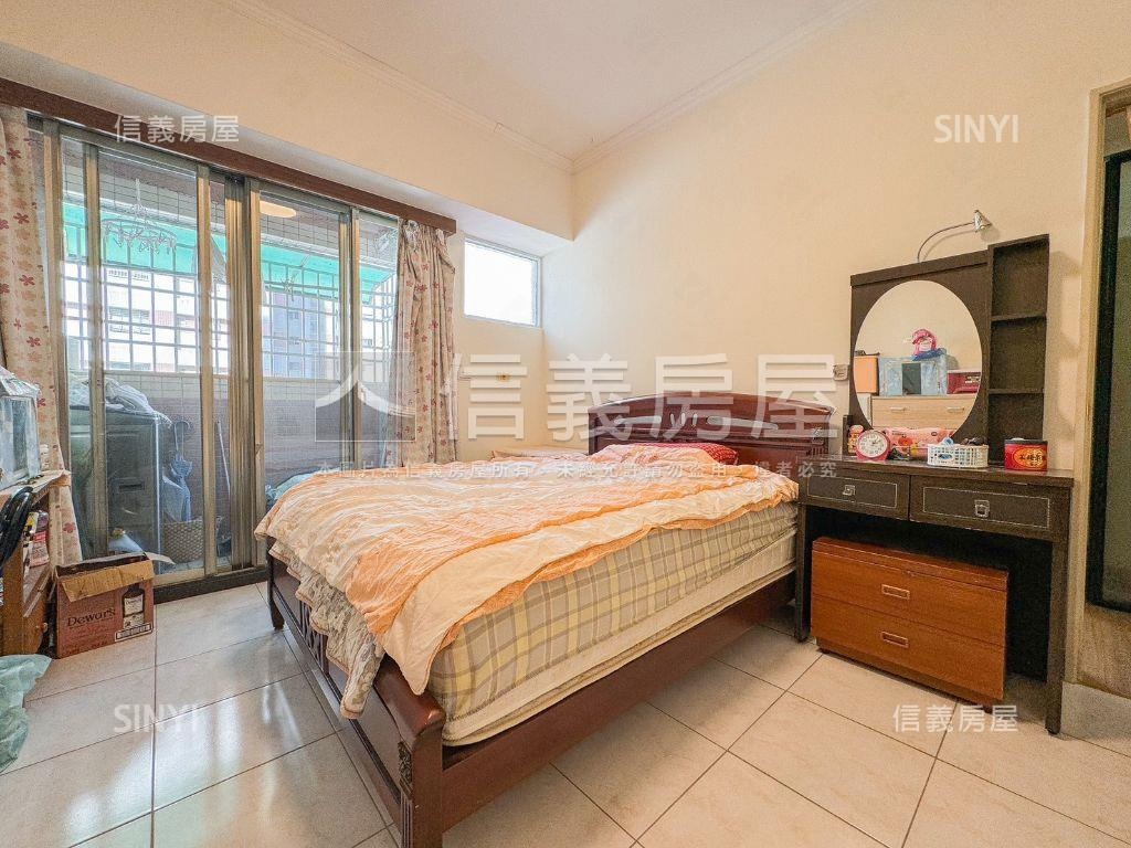 崇倫學區裝潢電梯兩房房屋室內格局與周邊環境