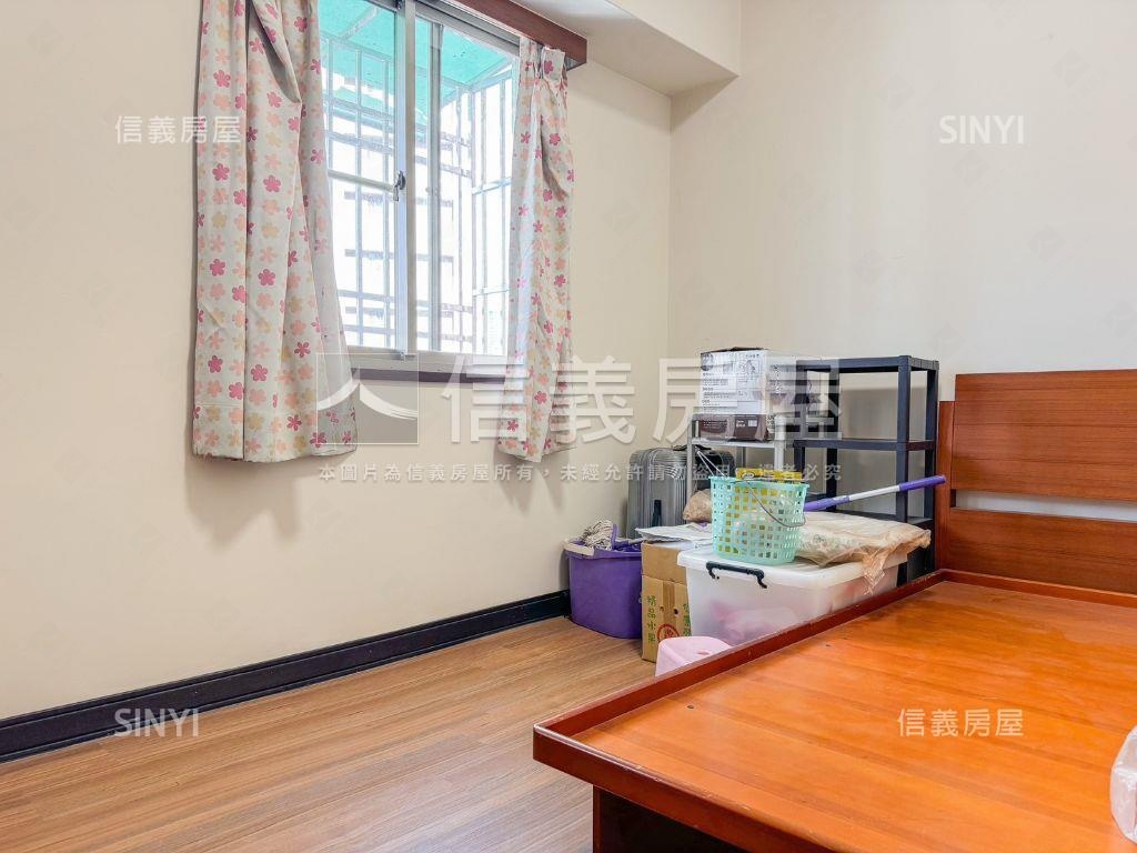 崇倫學區裝潢電梯兩房房屋室內格局與周邊環境