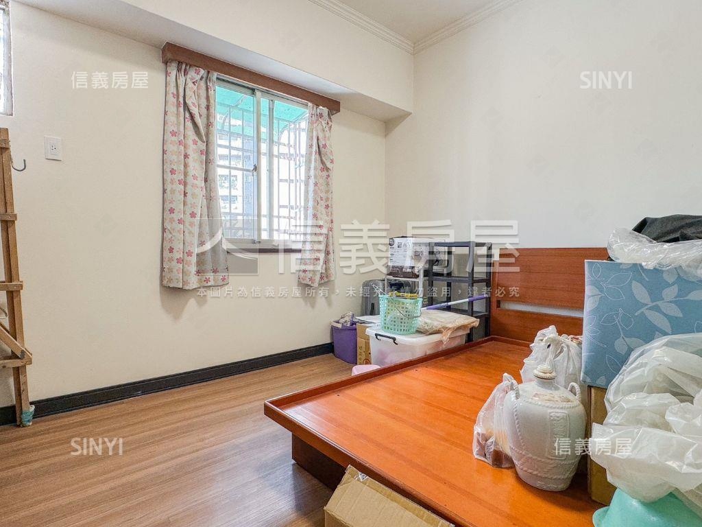 崇倫學區裝潢電梯兩房房屋室內格局與周邊環境