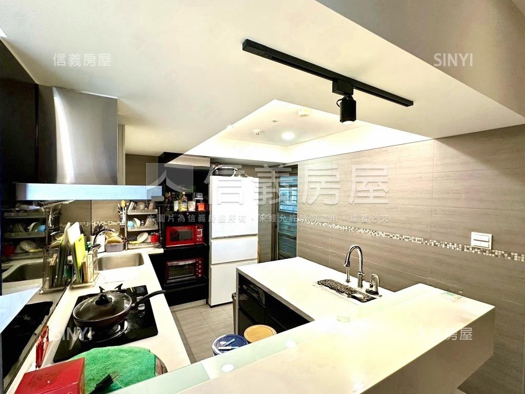 歡迎賞屋宏築校園綠景四房房屋室內格局與周邊環境