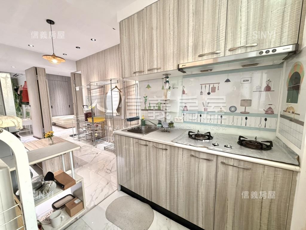 美妝重慶南邊間公寓房屋室內格局與周邊環境