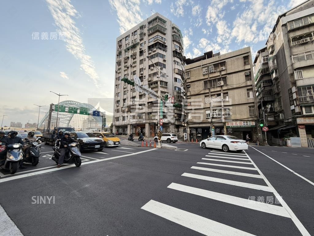 美妝重慶南邊間公寓房屋室內格局與周邊環境