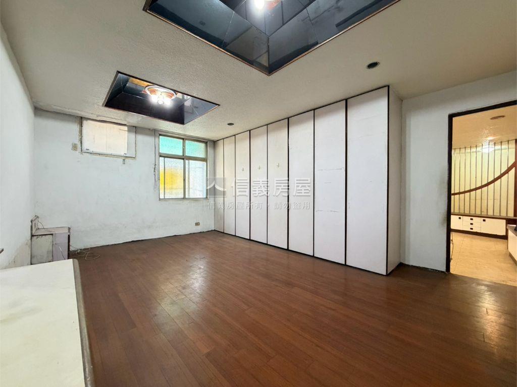 中港明亮方正三房美寓房屋室內格局與周邊環境