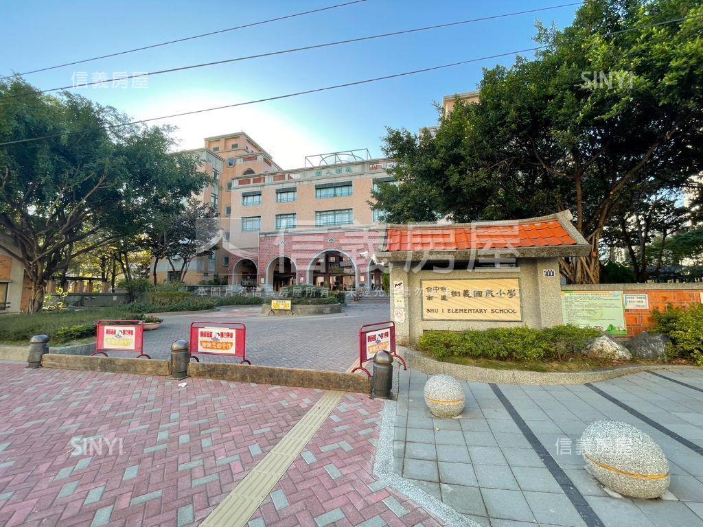 專任近樹義雙車裝潢別墅房屋室內格局與周邊環境